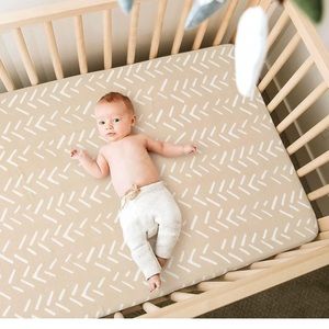 Baby bedding crib sheets approx 25x 17 x 4 inches